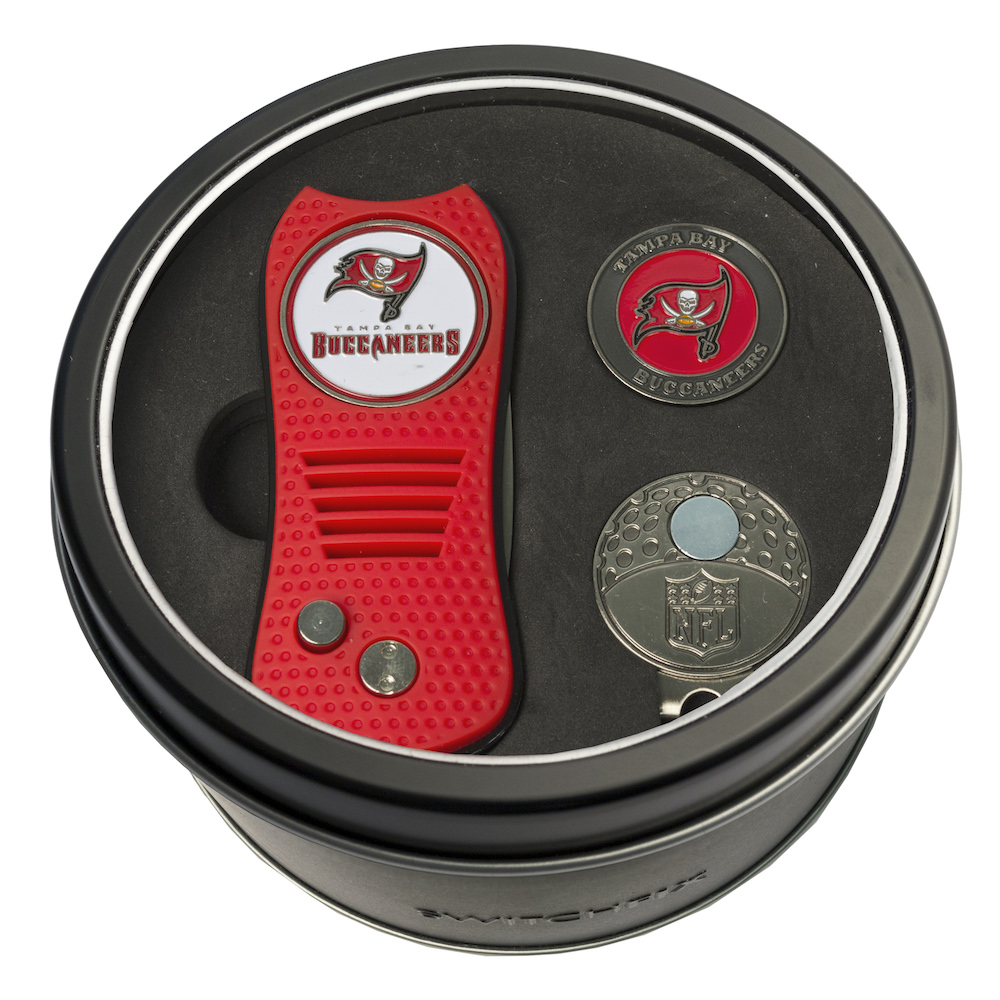 Tampa Bay Buccaneers Switchblade Divot Tool Cap Clip and Ball Marker Gift Pack