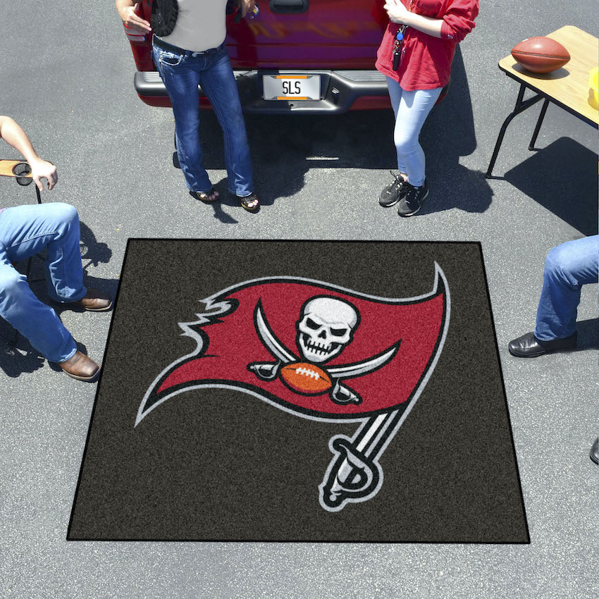 Tampa Bay Buccaneers TAILGATER 60 x 72 Rug - Logo