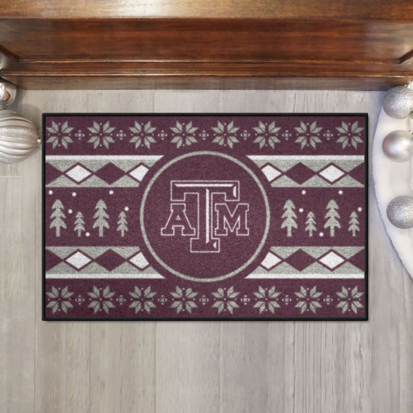 Texas A&M Aggies HOLIDAY SWEATER 20 x 30 STARTER Floor Mat