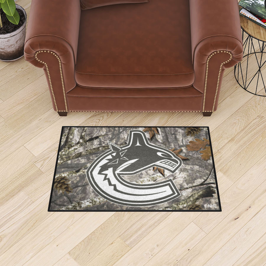 Vancouver Canucks CAMO 20 x 30 Starter Floor Mat