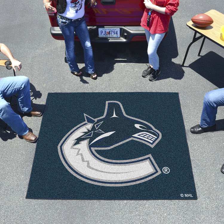 Vancouver Canucks TAILGATER 60 x 72 Rug