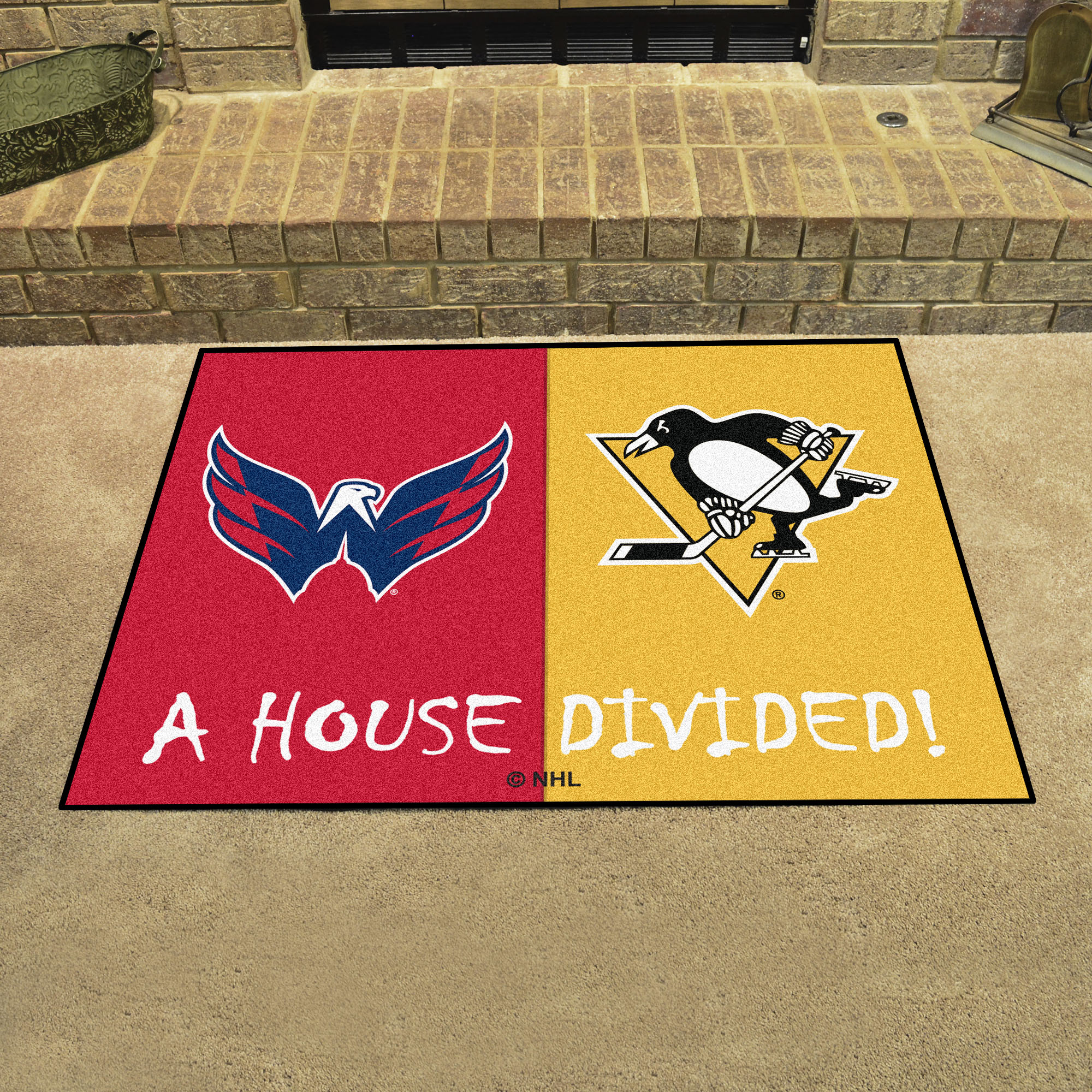 NHL House Divided Rivalry Rug Washington Capitals - Pittsburgh Penguins