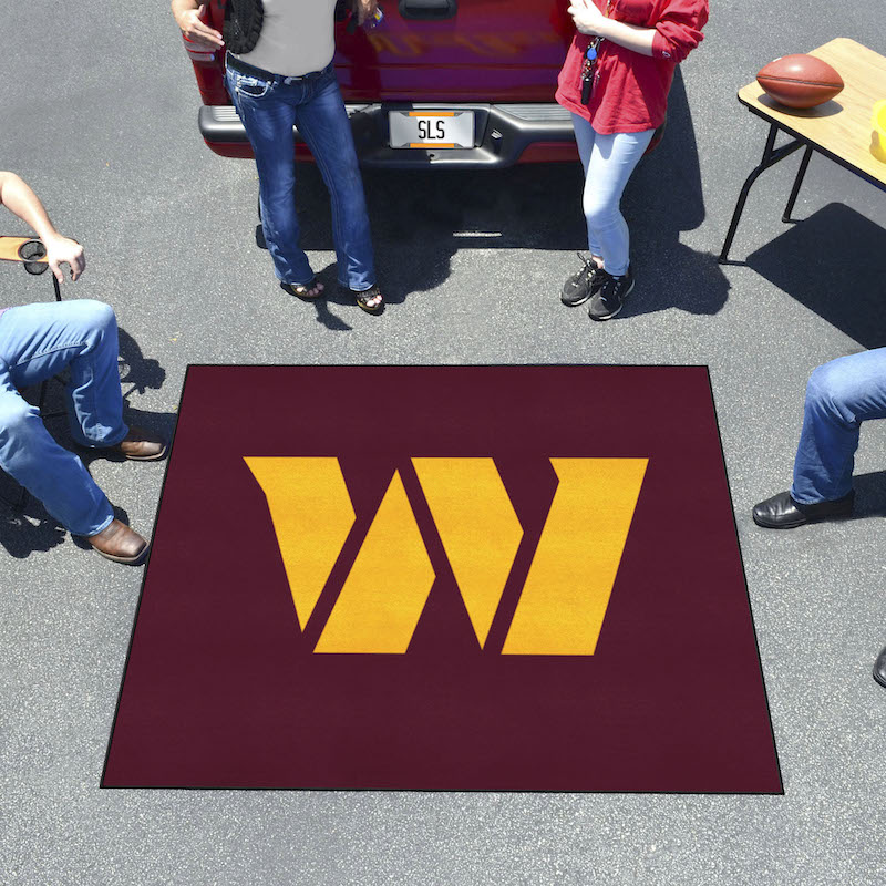 Washington Commanders TAILGATER 60 x 72 Rug - Helmet Logo