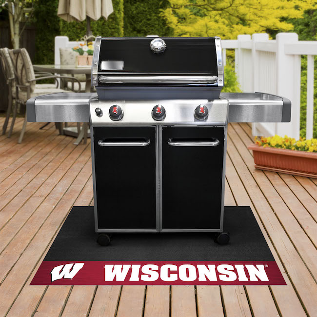 Wisconsin Badgers NCAA Grill Mat