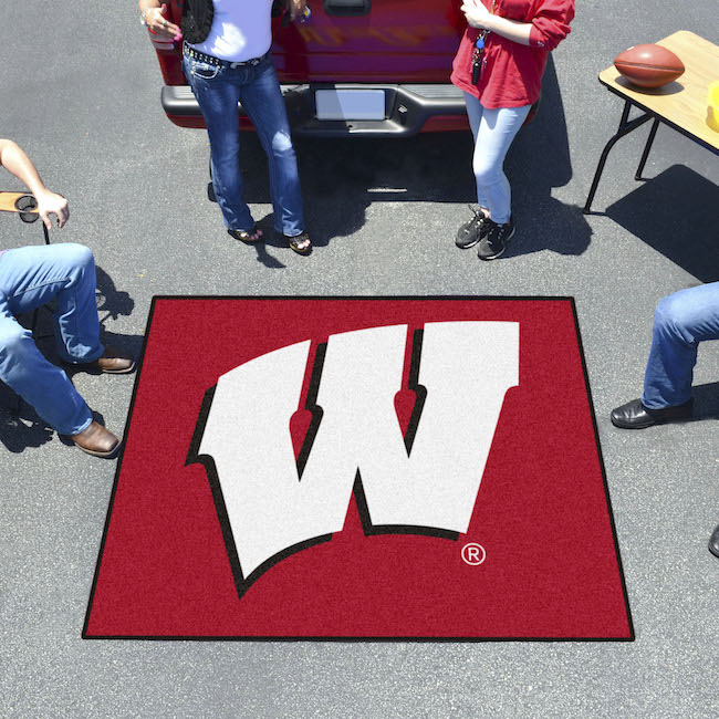 Wisconsin Badgers LOGO TAILGATER 60 x 72 Rug