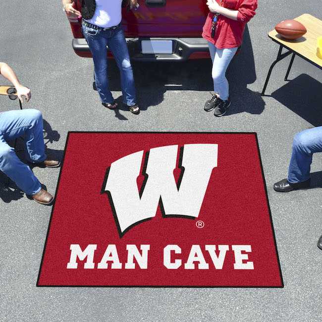 Wisconsin Badgers MAN CAVE TAILGATER 60 x 72 Rug